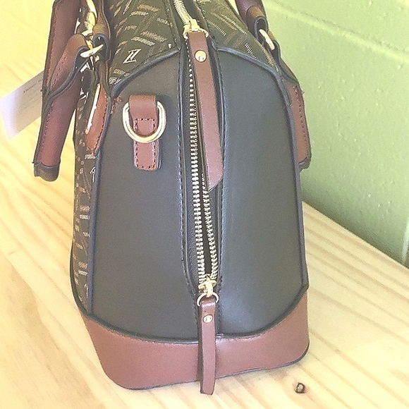 ADRIENNE VITTADINI DOME HANDBAG - Picture 8 of 14